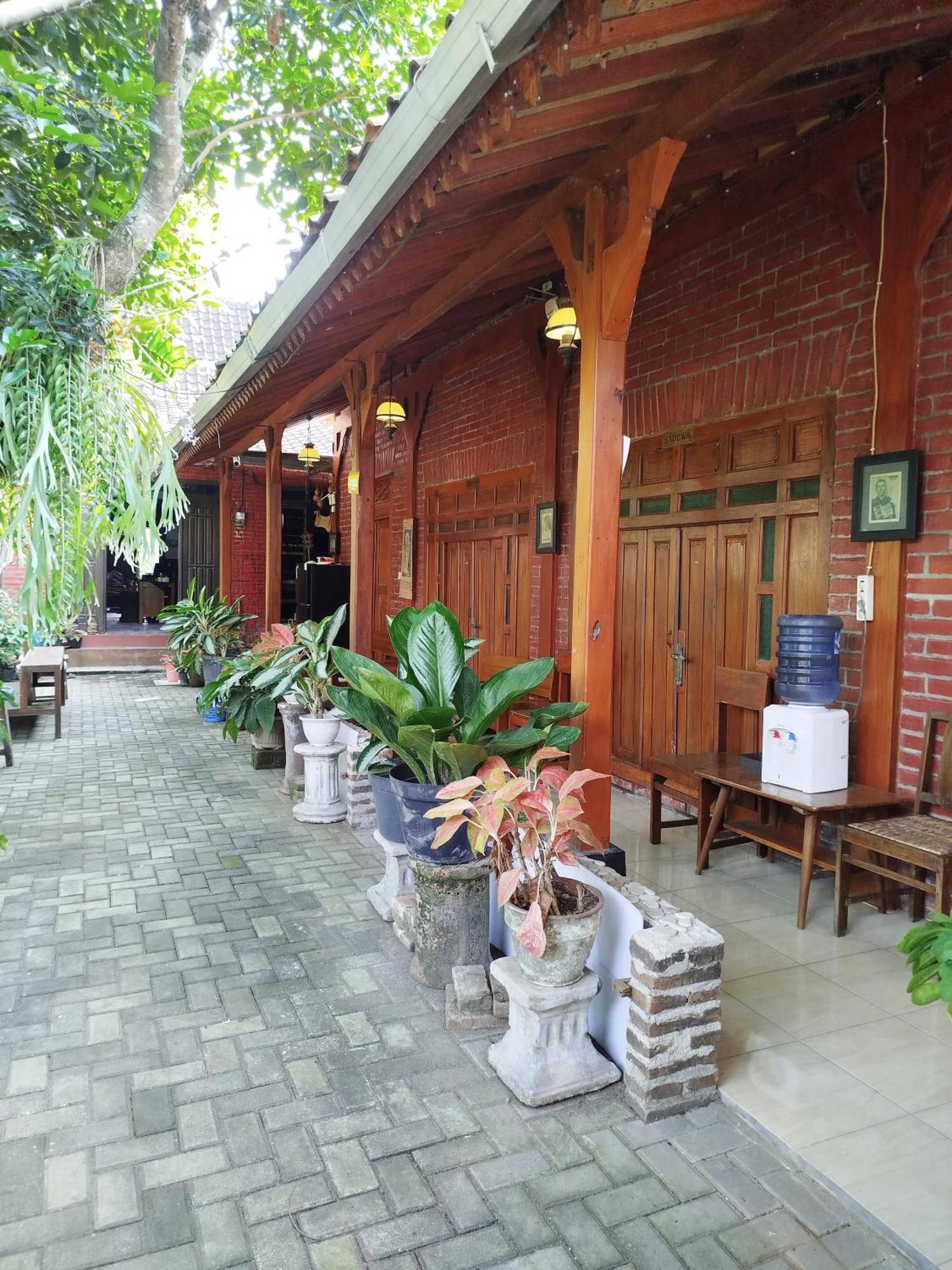 Dapur Ethnic Homestay Bantul Exterior photo